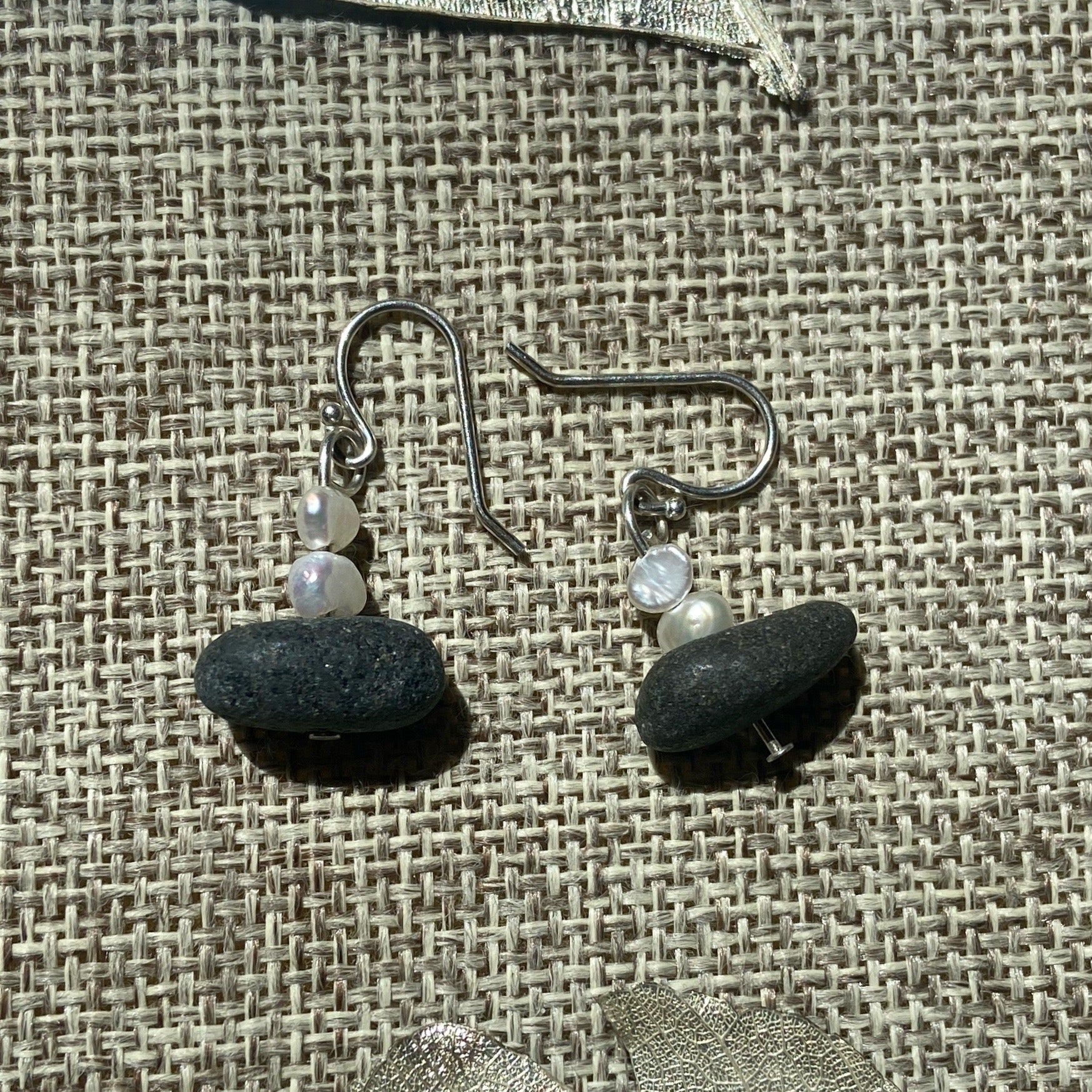 Stacked Stones With Pearls Earrings & Necklace