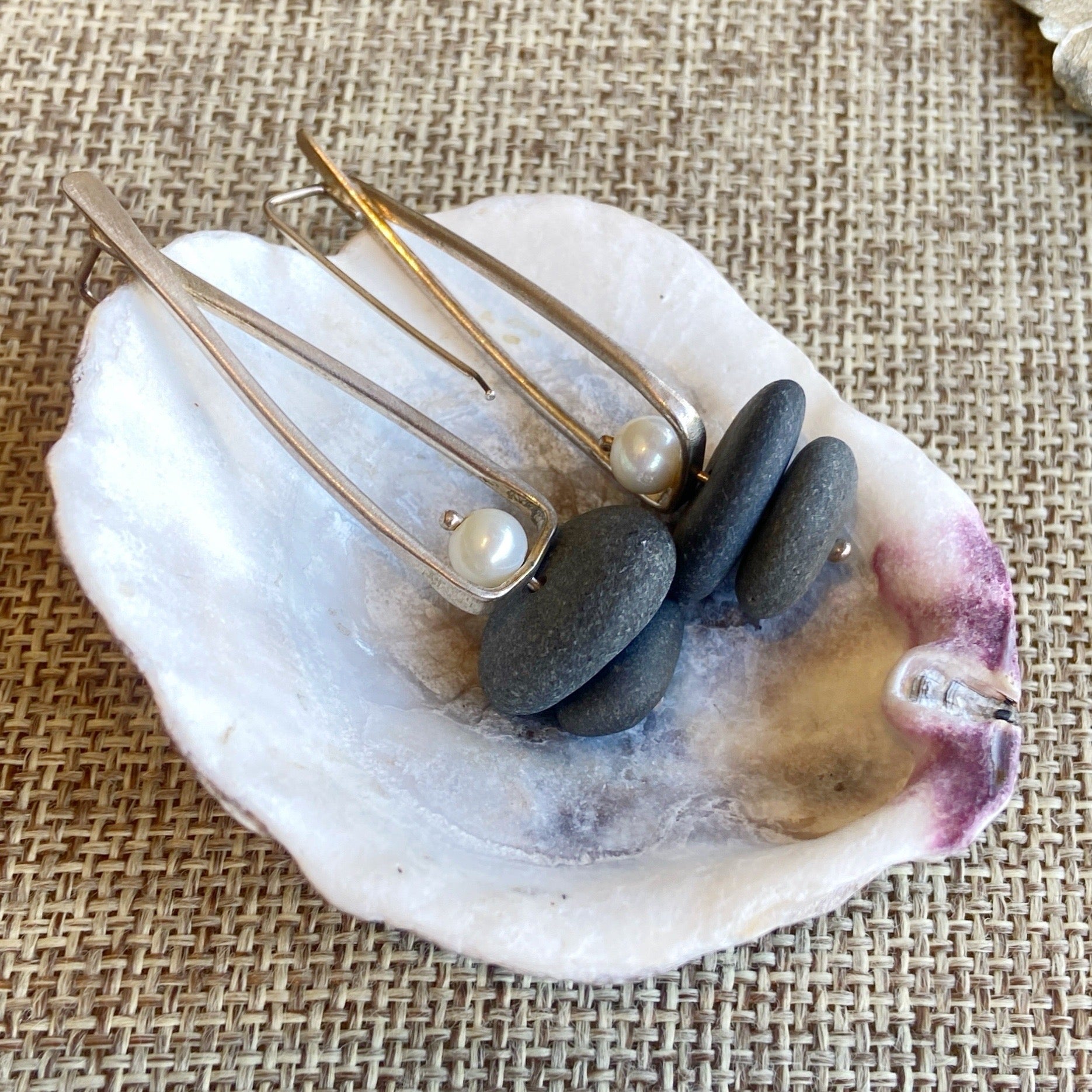 Stacked Stones With Pearls Earrings & Necklace