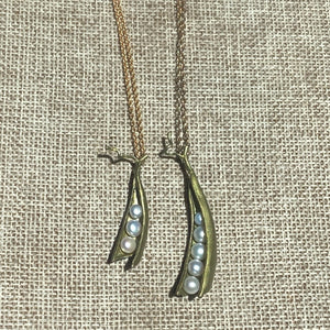 Peapod Necklace & Earrings