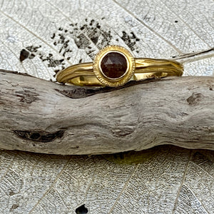 Natural Diamond Ring in 18k Gold