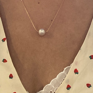 Single Pearl Necklaces