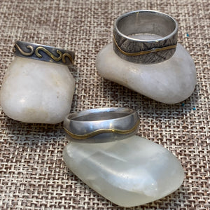 Curved Wave Band