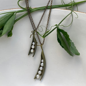 Peapod Necklace & Earrings