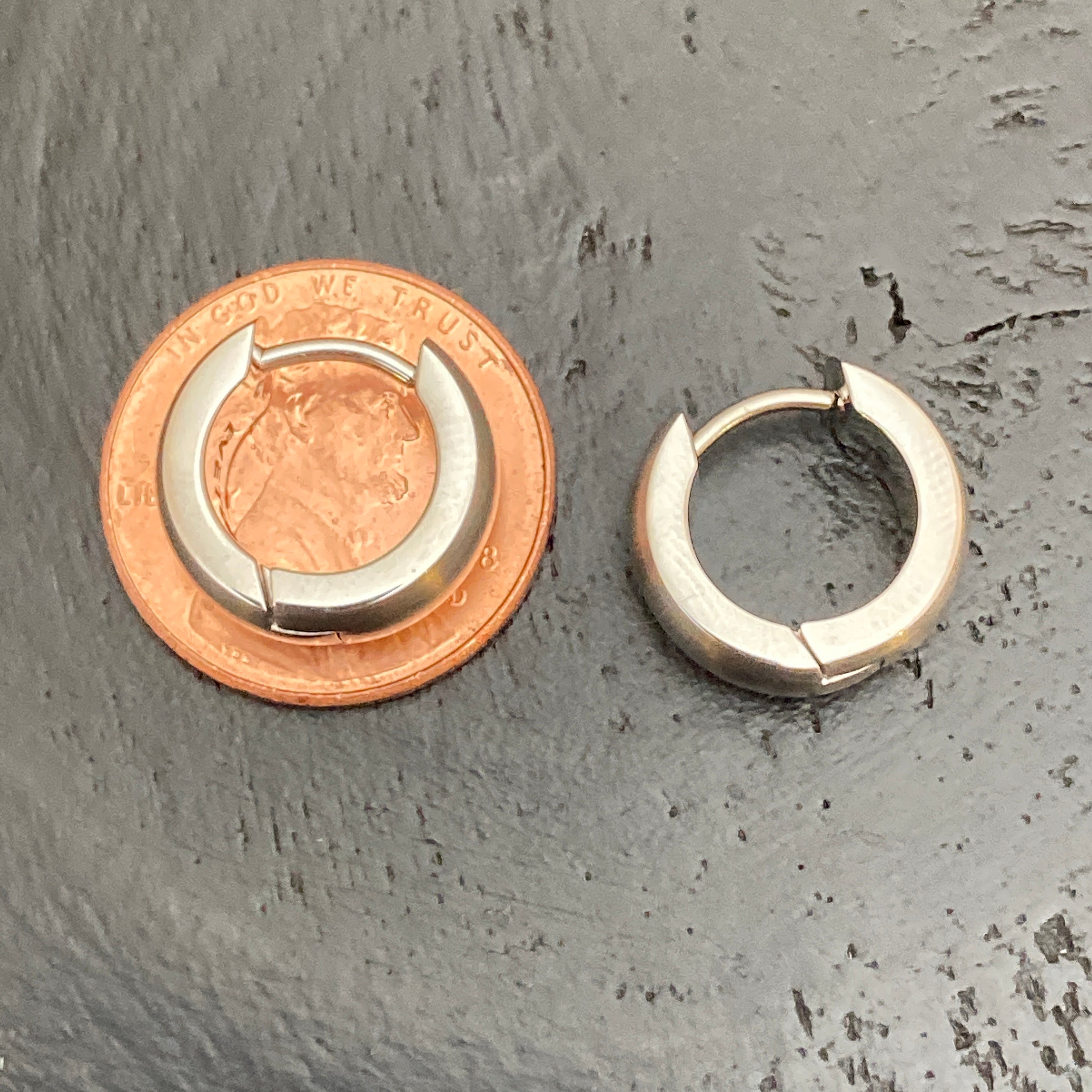 Rounded Edge Huggy Steel Hoops