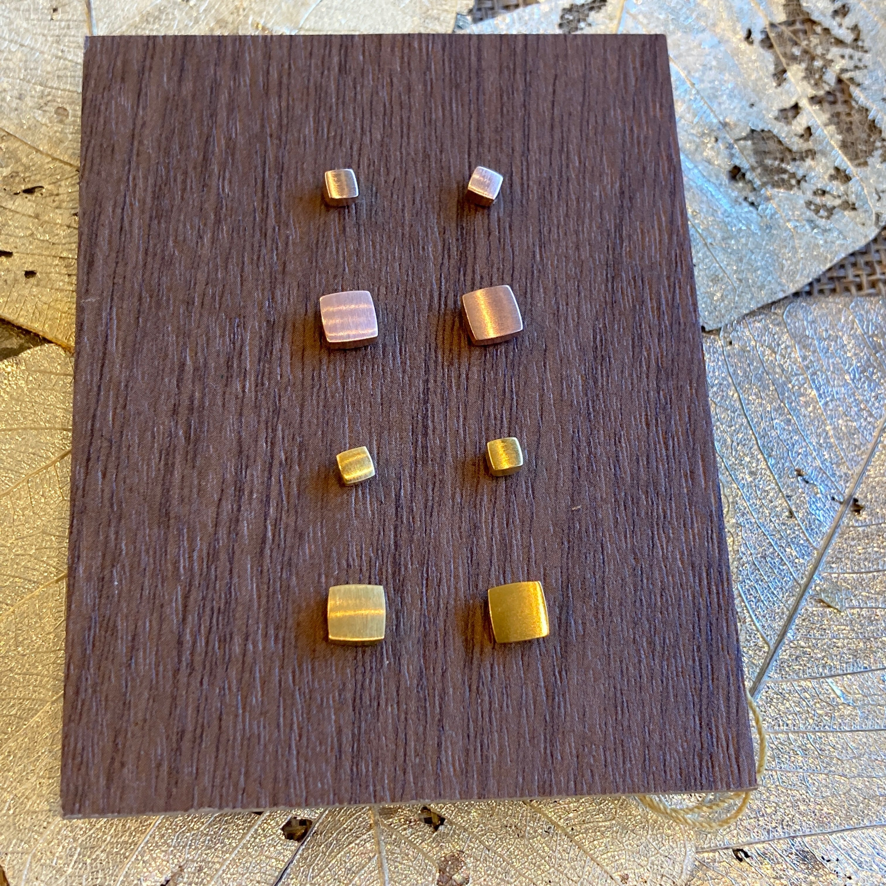 Smooth Gold Square Earrings