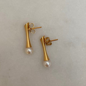 Stainless Steel & Gilded Gold Pearl Earrings & Necklaces